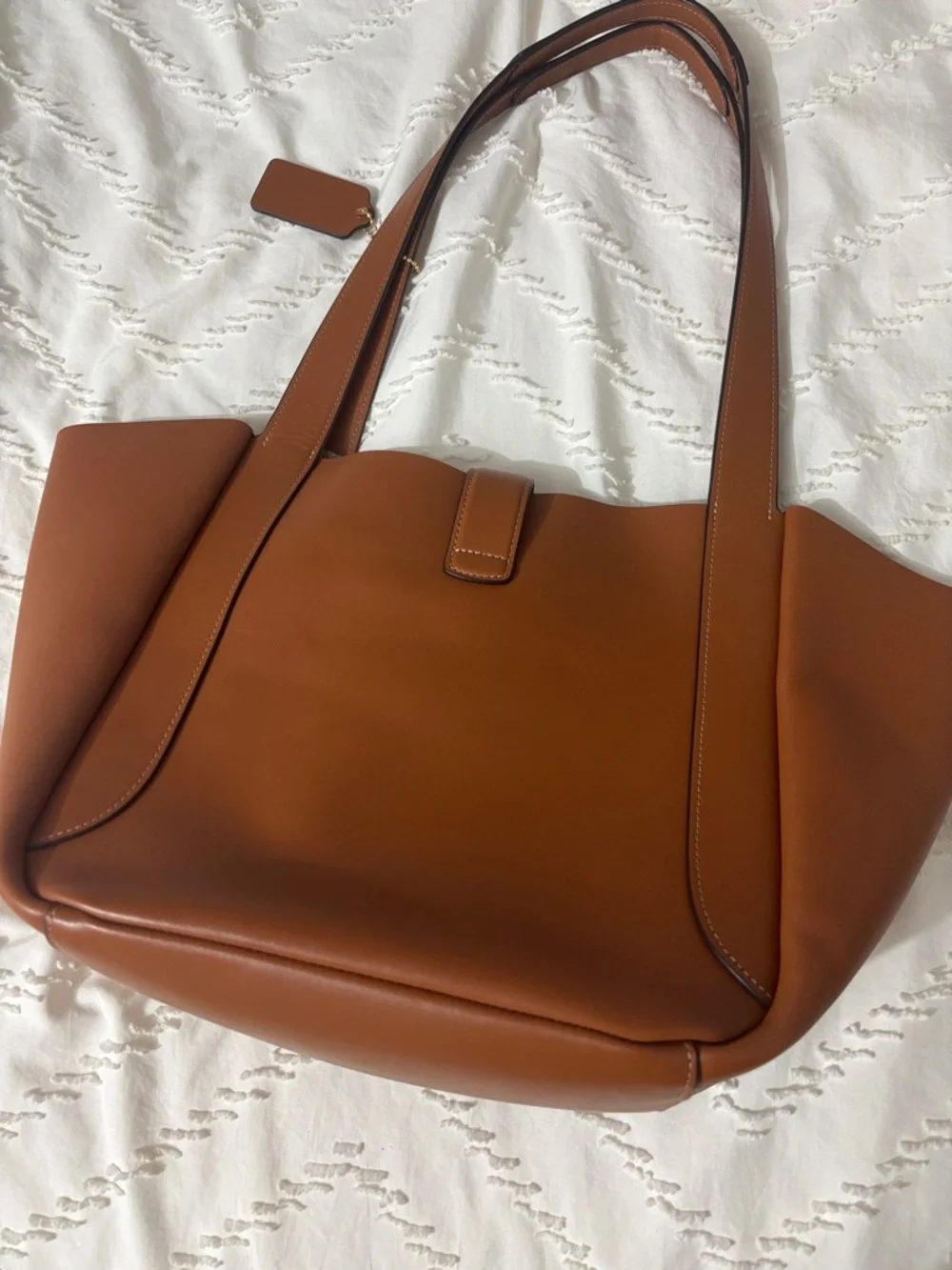 Coach Hadley Turnlock Tote cognac